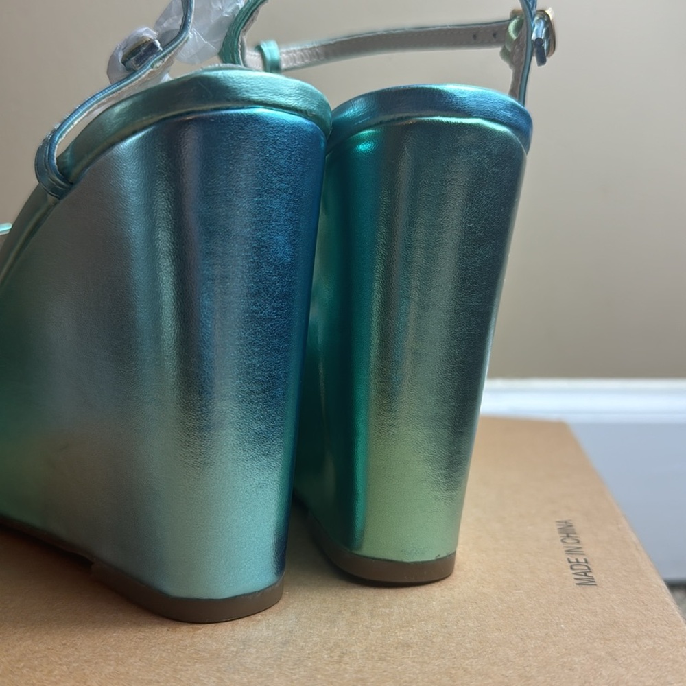 NWOT - Kenneth Cole New York, Celia Platform Wedges, Ocean Blue/Green, 6.5 - Picture 3 of 16